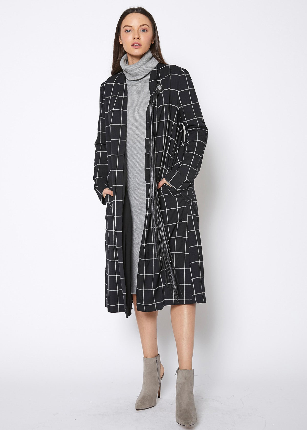 Women's Minimalist Grid Longline Coat In Black