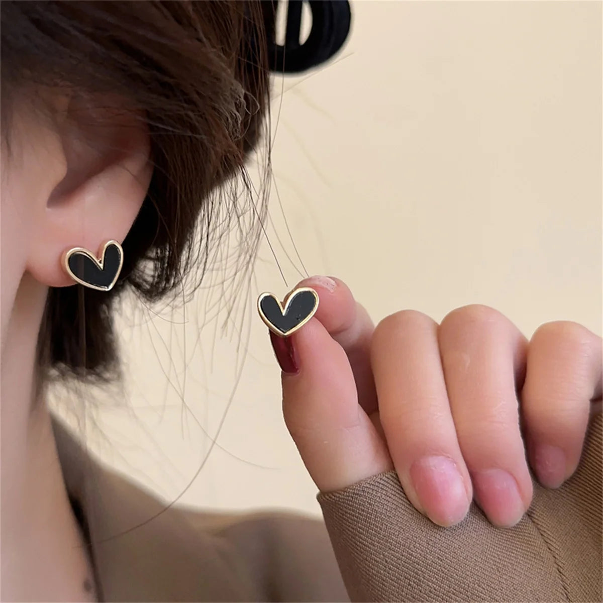 New Korean Sweet Cute Heart Stud Earrings for Women Girl Fashion Blue