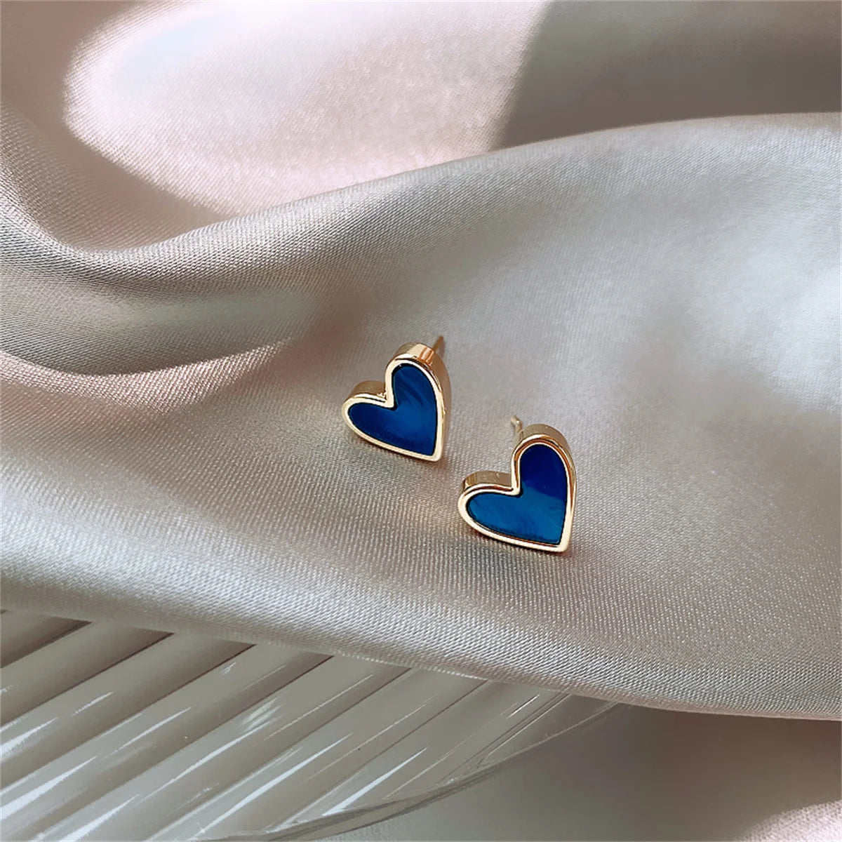 New Korean Sweet Cute Heart Stud Earrings for Women Girl Fashion Blue